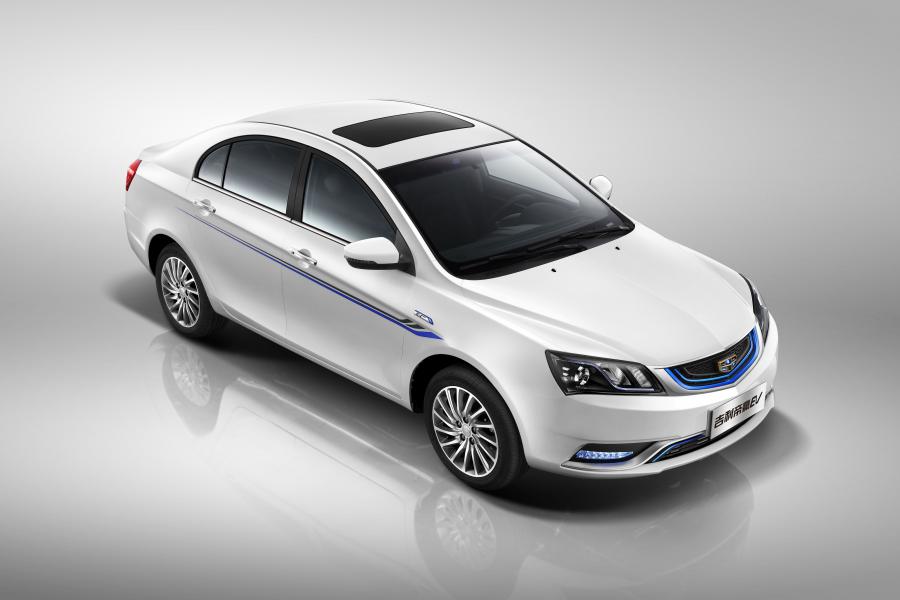  Geely Emgrand EV 2015 года  (фото 28 из 30)